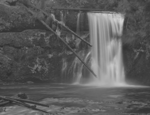 Upper North Falls-0824-BW