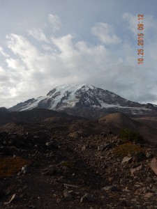 晩秋のMt. Adams